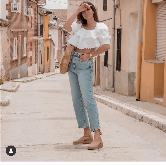 2left🔥🔥Zara embroidery top bloggers favorite - Picture 14 of 16